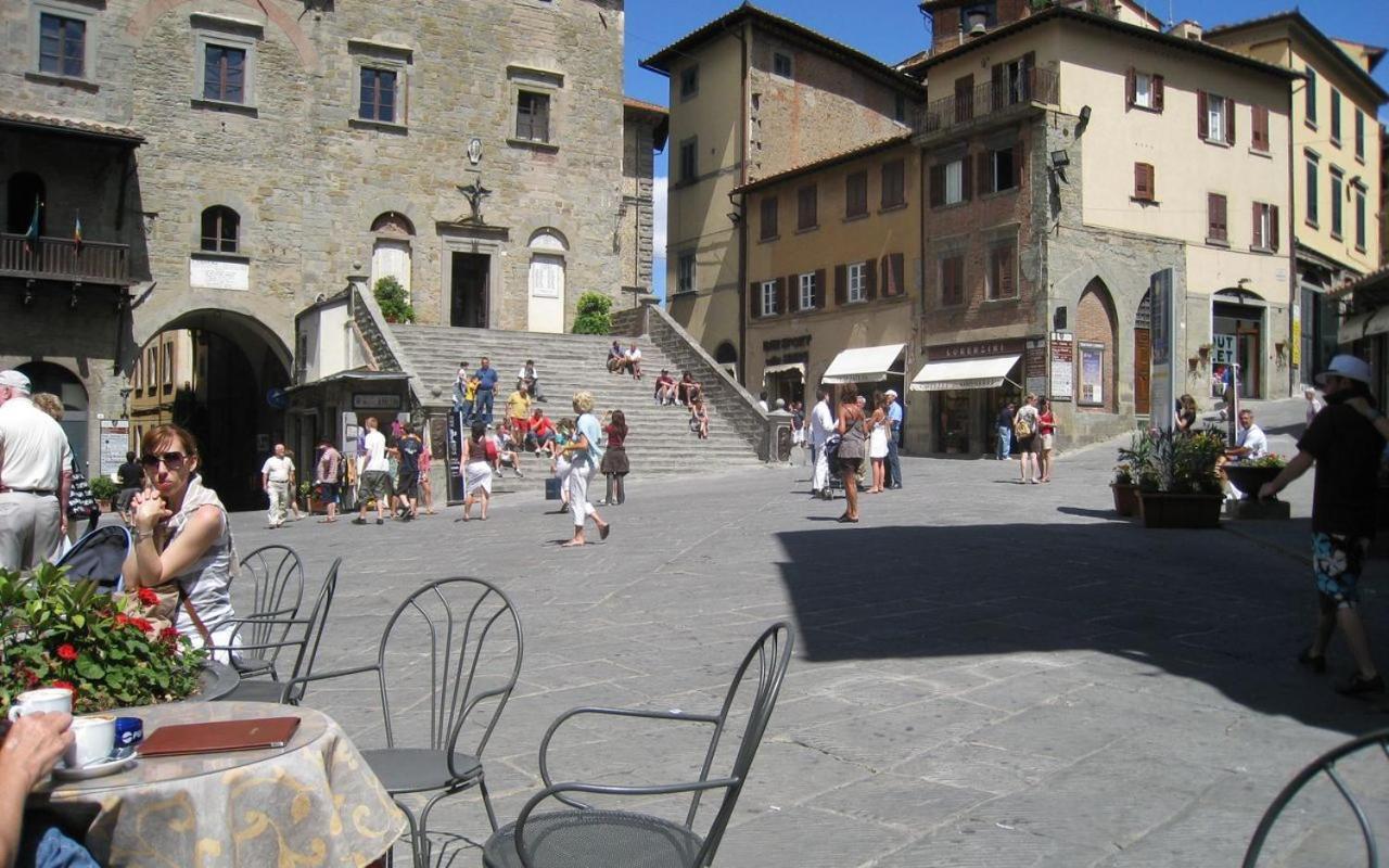 Appartamento Il Loggiato Cortona Eksteriør billede